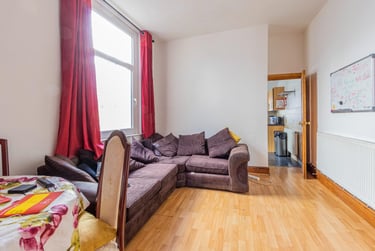 5 bed house, Pentyrch Street, Cathays, Cardiff, CF244JX - Image 2